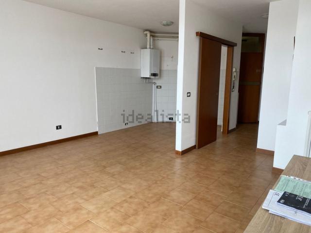 Appartamento in vendita a Suzzara, Lombardia