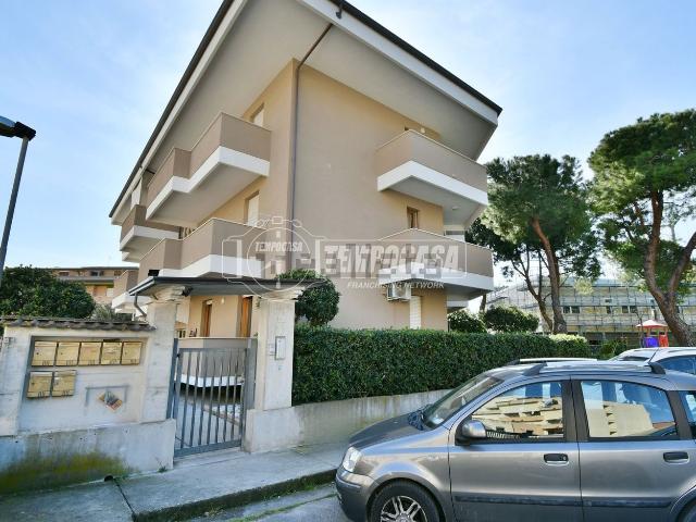 Appartamento in vendita a Faleriense, Marche