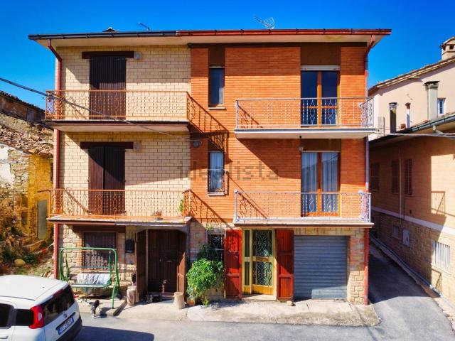 Appartamento in vendita a Marche, Macerata