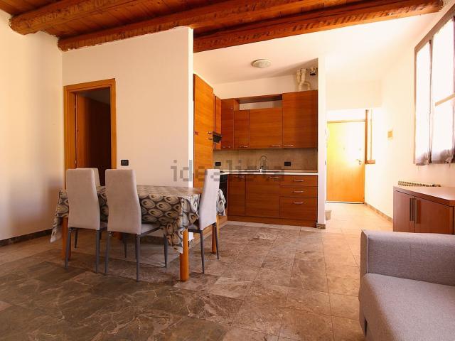 Appartamento in vendita a Sud-Est, Brenzone
