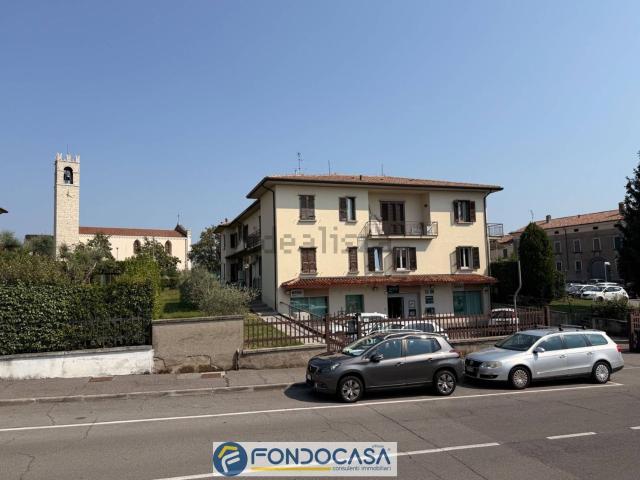 Appartamento in vendita a Passirano, Lombardia