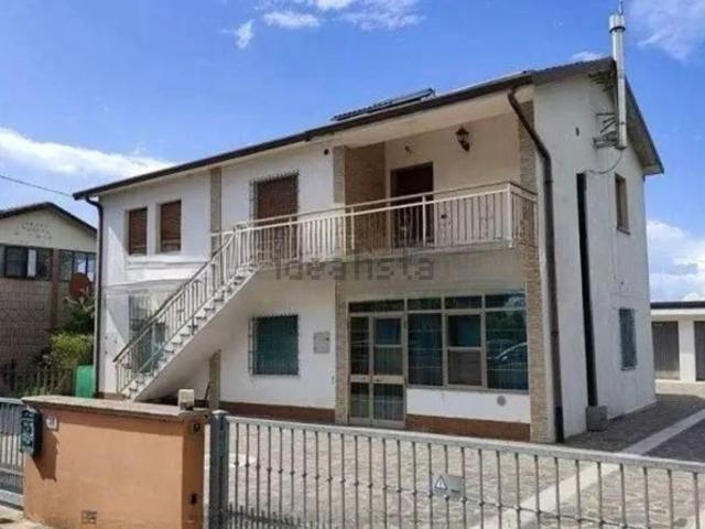 Appartamento in vendita a Rossetti, Jolanda di Savoia