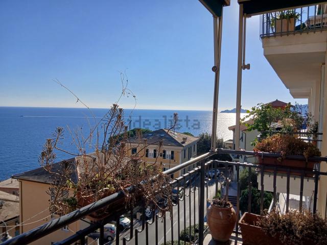 Appartamento in vendita a Zoagli, Liguria