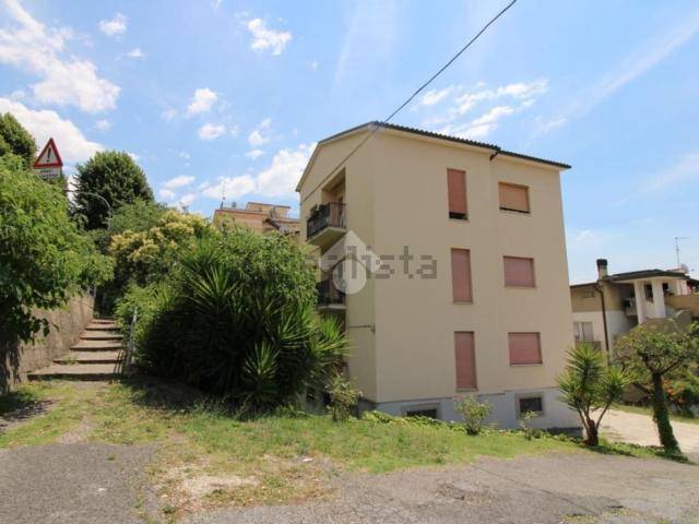 Appartamento in vendita a Montopoli Di Sabina, Lazio
