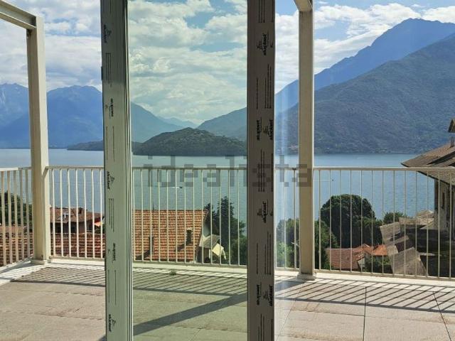 Appartamento in vendita a Musso, Lombardia