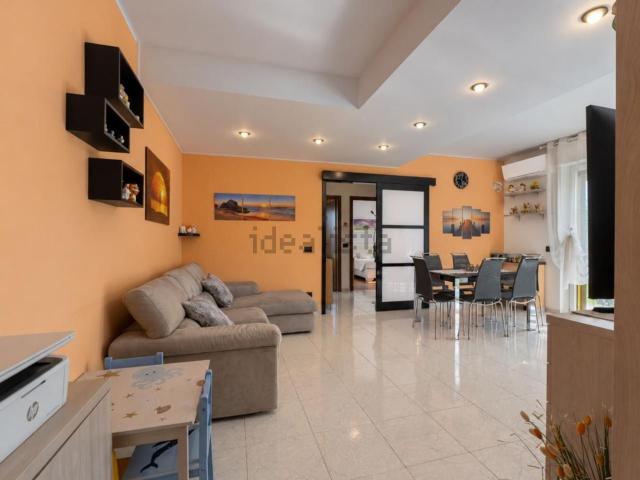 Appartamento in vendita a Villa, Cassano Magnago