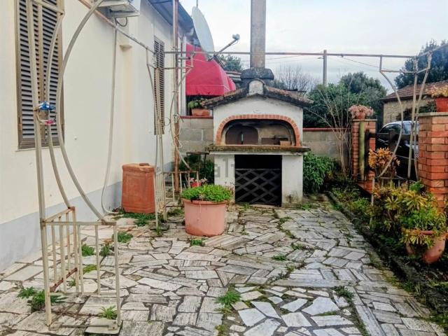 Appartamento in vendita a Roccastrada, Toscana