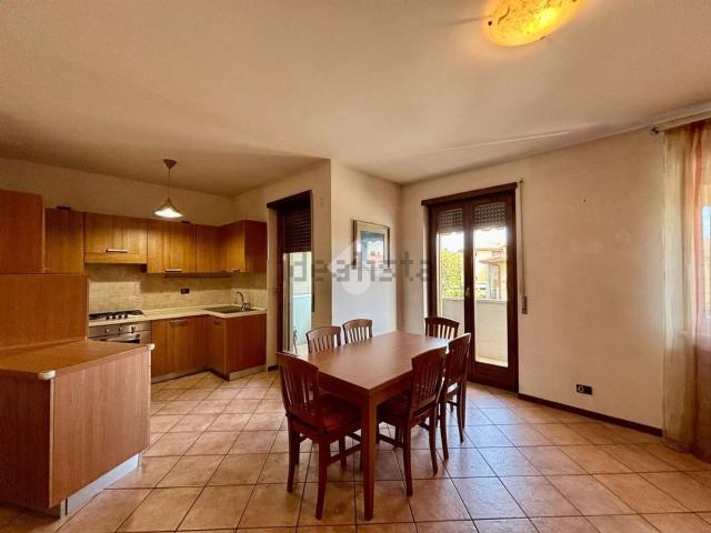 Appartamento in vendita a Sommacampagna, Verona