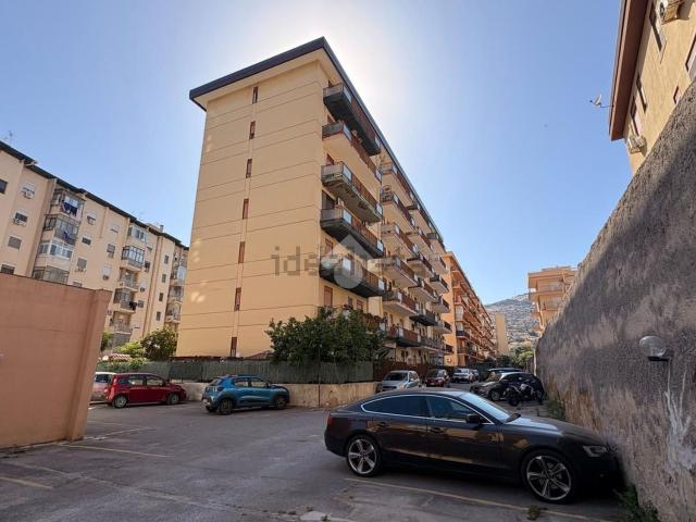 Appartamento in vendita a VI Circoscrizione, Palermo