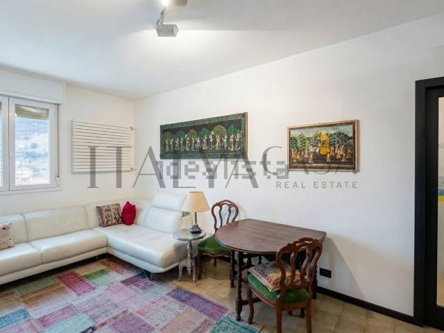 Appartamento in vendita a Vallecrosia, Liguria