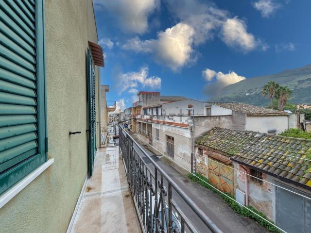 Appartamento in vendita a II Circoscrizione, Palermo