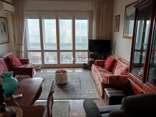Appartamento in vendita a Camaiore, Toscana