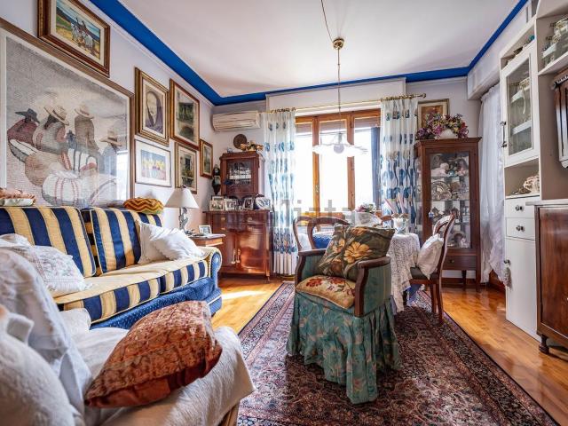 Appartamento in vendita a Signa, Toscana
