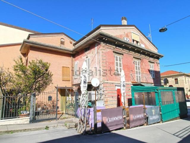 Appartamento in vendita a Centro, Marche