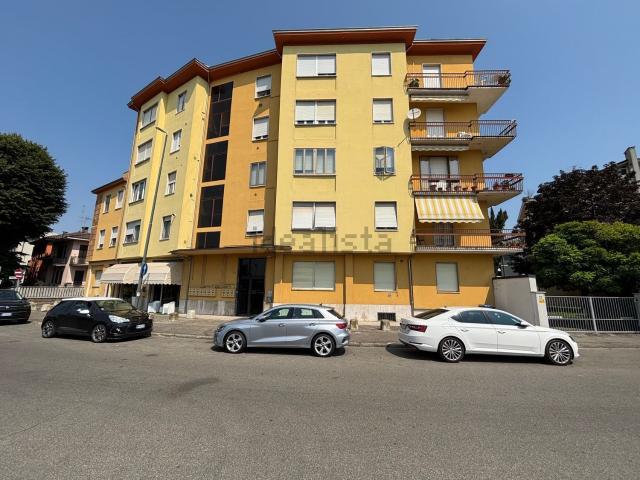 Appartamento in vendita a Infrangibile, Piacenza