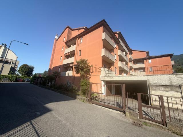 Appartamento in vendita a Caserta, Valmadrera