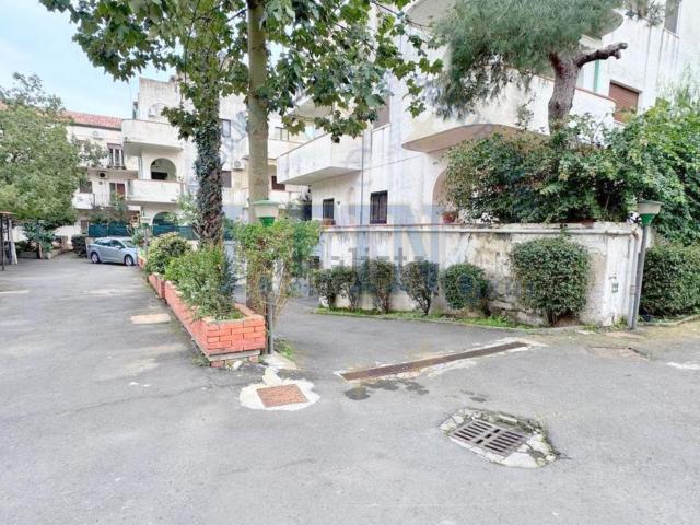 Appartamento in vendita a Barriera, Aci Castello