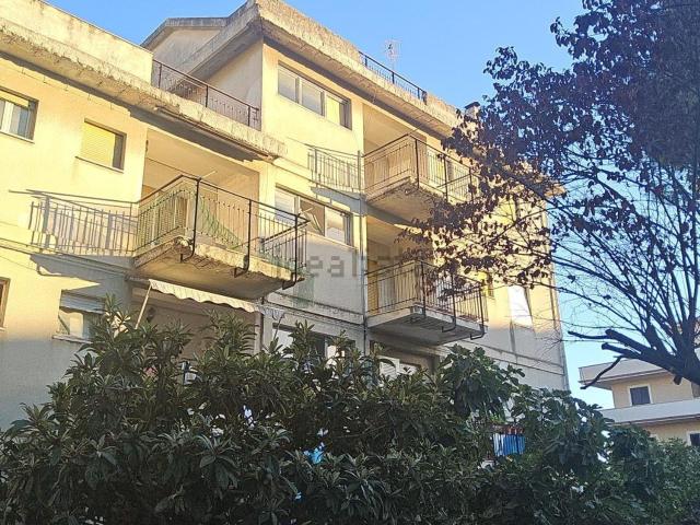 Appartamento in vendita a Calabria, Reggio Calabria