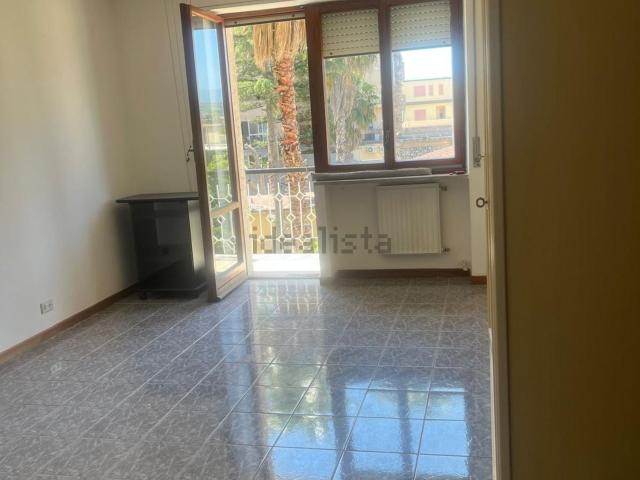 Appartamento in vendita a Calabria, Reggio Calabria