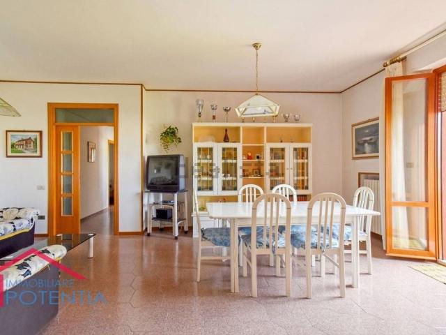 Appartamento in vendita a Marche, Macerata