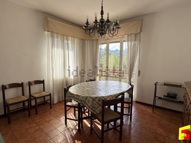 Appartamento in vendita a Moggio, Lombardia