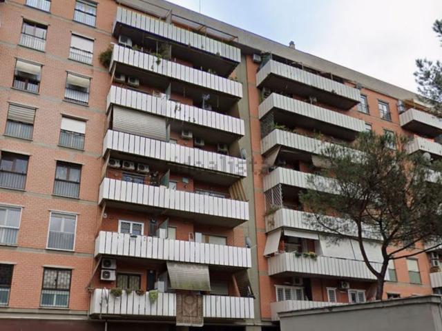 Appartamento in vendita a Cinecittà Est, Romanina