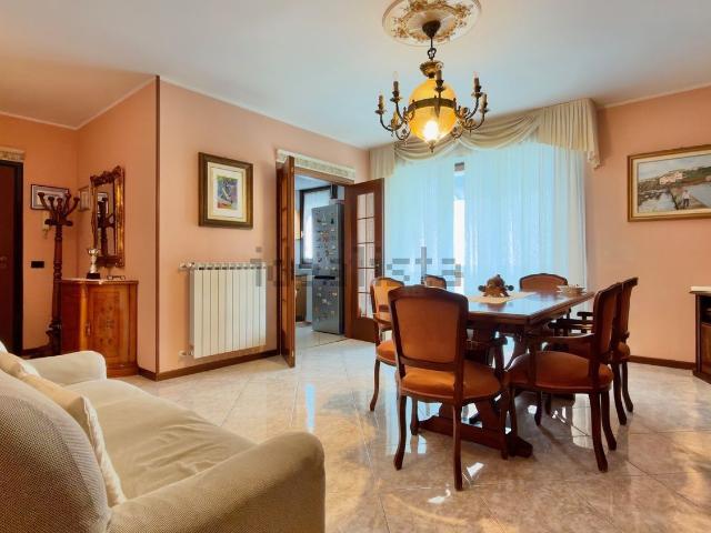 Appartamento in vendita a Zona Ovest, Brescia