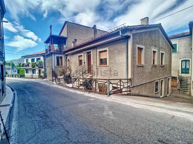 Appartamento in vendita a Castelgrande, Basilicata