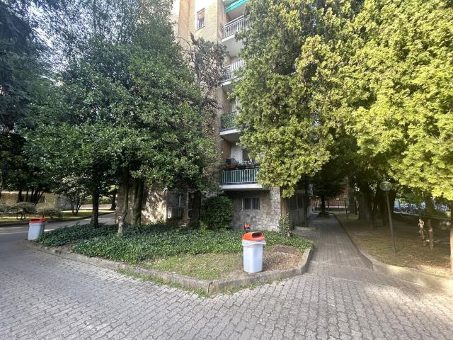 Appartamento in vendita a Rozzano, Lombardia