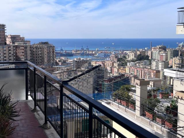 Appartamento in vendita a Centro Est, Serra Riccò