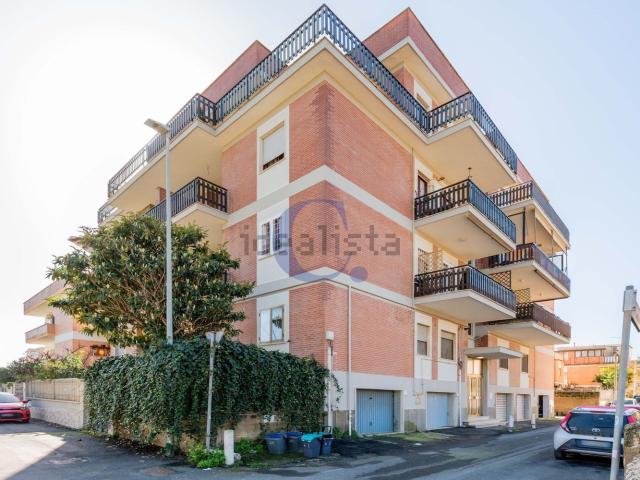 Appartamento in vendita a Passoscuro, Roma Capitale