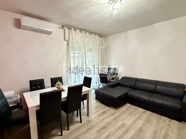 Appartamento in vendita a Sarnico, Lombardia