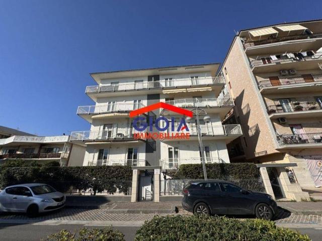 Appartamento in vendita a Mondragone, Campania