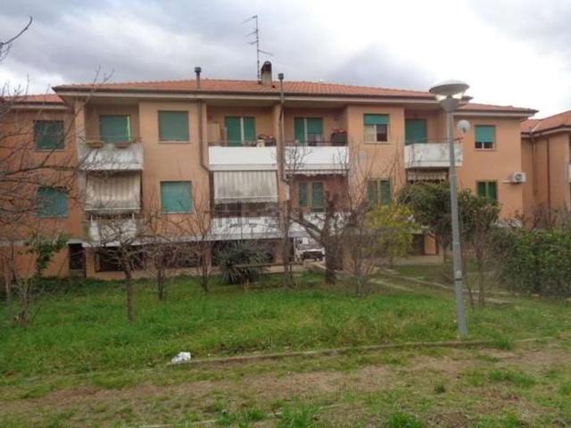 Appartamento in vendita a P.E.E.P, Fossombrone