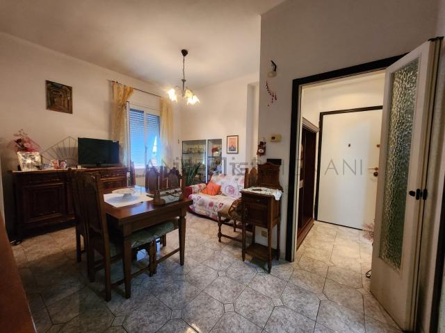 Appartamento in vendita a Vallecrosia, Liguria