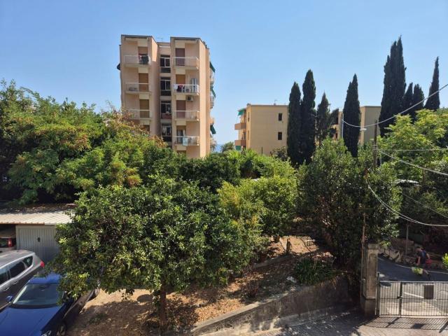 Appartamento in vendita a Finale Ligure, Liguria
