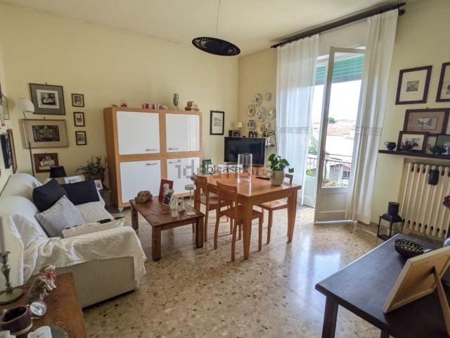 Appartamento in vendita a Miralfiore, Marche