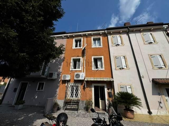 Appartamento in vendita a Sud-Ovest, Brenzone