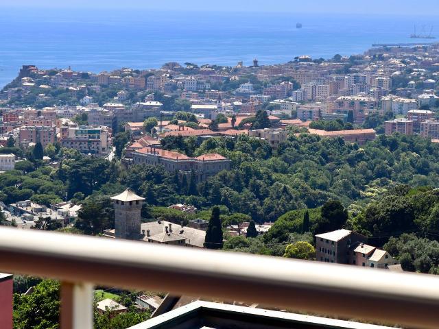 Appartamento in vendita a Quarto Alta, Genova