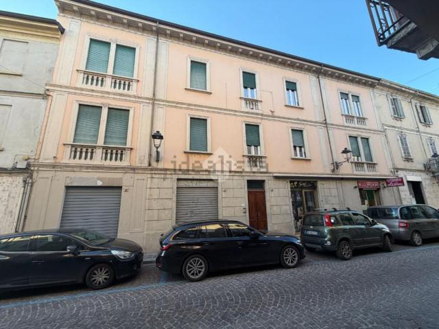 Appartamento in vendita a Broni, Lombardia