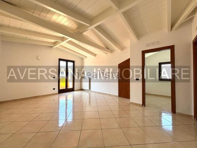 Appartamento in vendita a Trentola Ducenta, Caserta