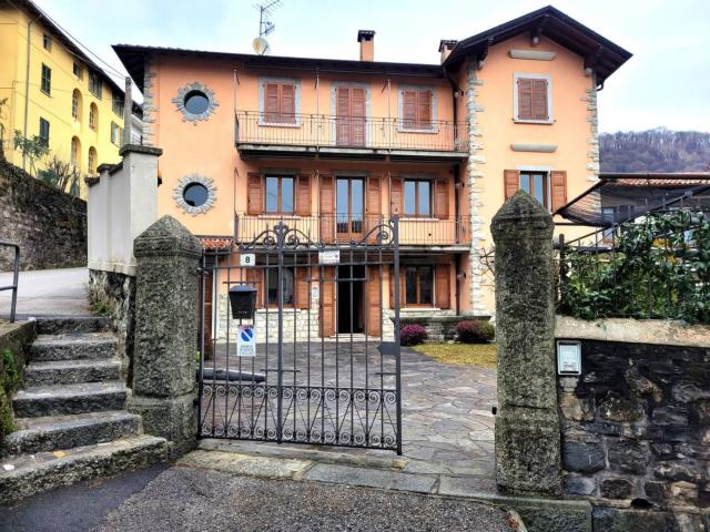Appartamento in vendita a Sormano, Lombardia