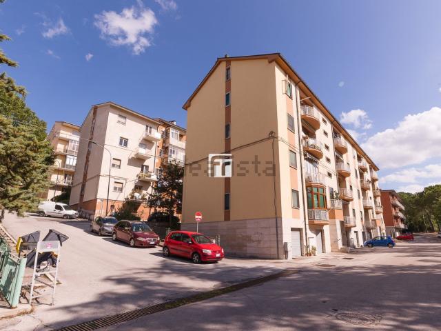 Appartamento in vendita a Campobasso, Molise