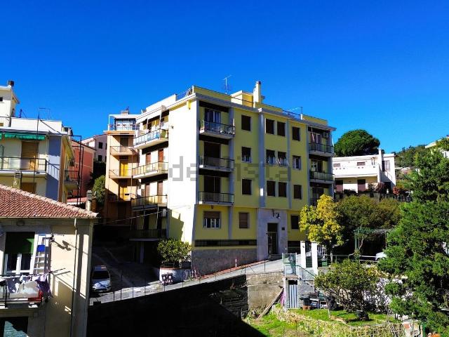 Appartamento in vendita a Spotorno, Liguria