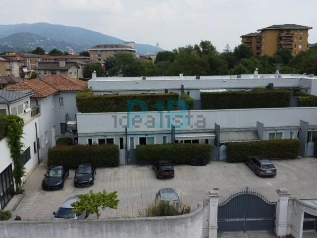 Appartamento in vendita a Zona Ovest, Brescia