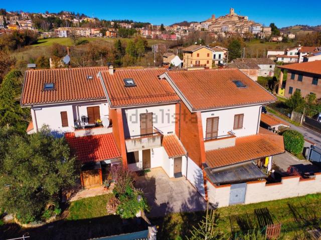 Appartamento in vendita a Morelli, Marche