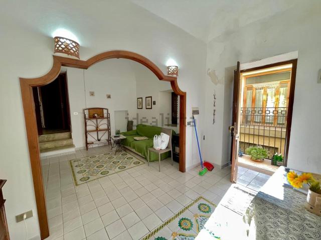 Appartamento in vendita a Santo Stefano Di Camastra, Sicilia