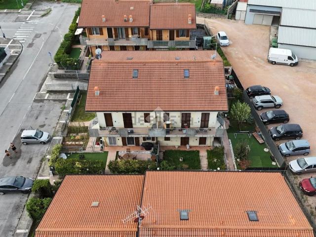 Appartamento in vendita a Oppeano, Verona