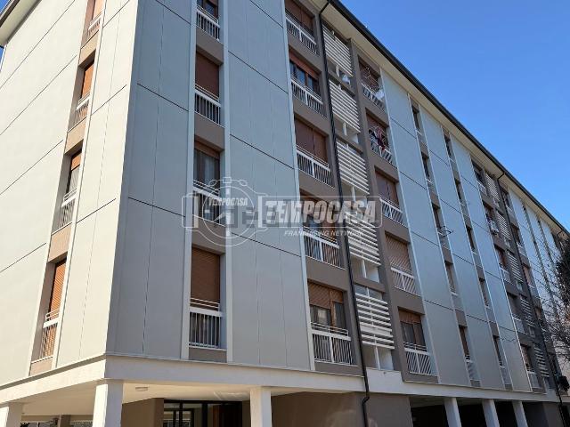 Appartamento in vendita a Pieve Emanuele, Lombardia