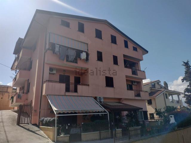 Appartamento in vendita a Calabria, Cosenza